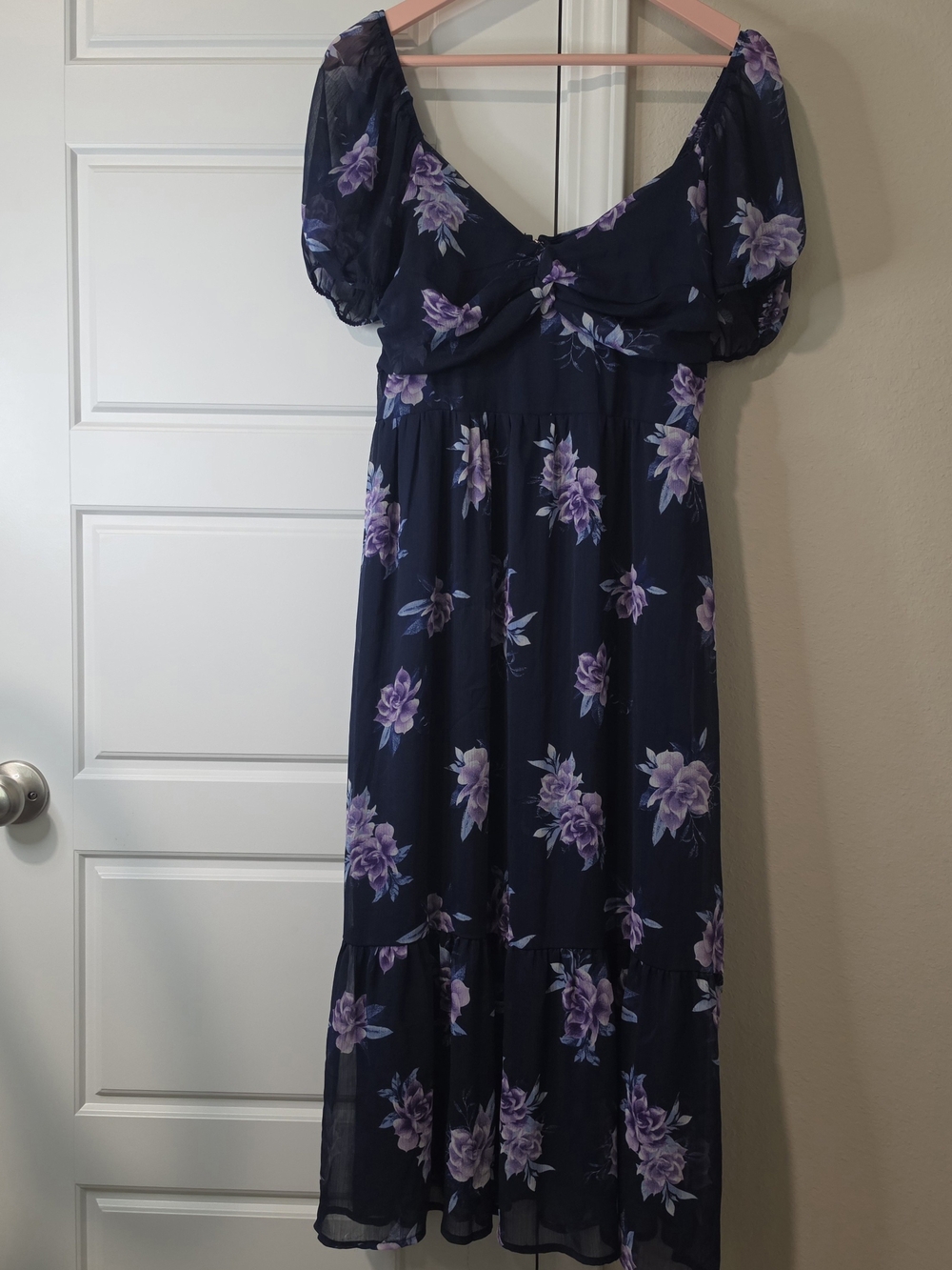 Mi Ami for Francesca's Navy Purple Floral Puff Sleeve Midi Dress